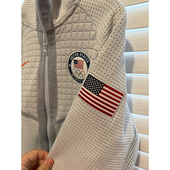 Nike United States Olympic Team Full Zip Hooded Jacket Women's M Gray Perforated - Picture 4 of 8